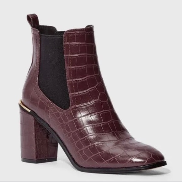Just Fab Amiya Burgundy Booties - Picture 1 of 6